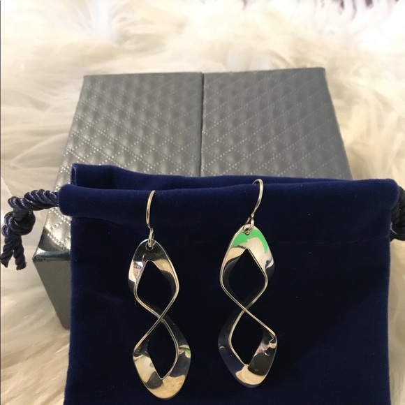 Sterling Silver Figure 8 Lightweight Dangle Earrings. NIB - Picture 1 of 10